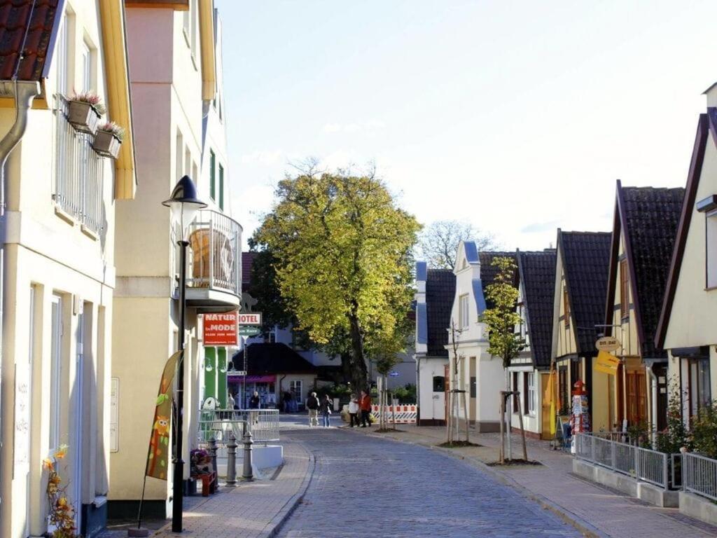 On The Old River Modern Retreat